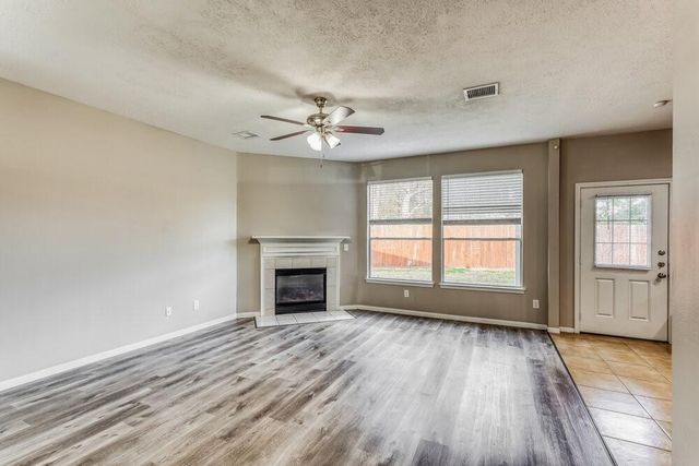 21902 Willow Shadows Drive, Tomball, TX 77375