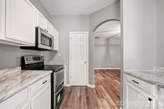 7611 Abigail Glen Drive, Charlotte, NC 28212