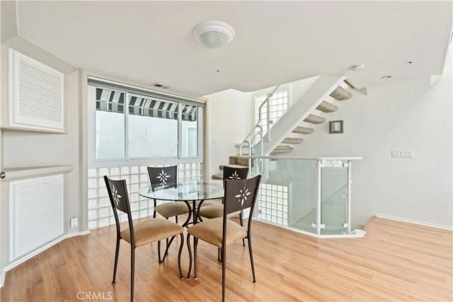 24 C Pacific Avenue, Surfside, CA 90743