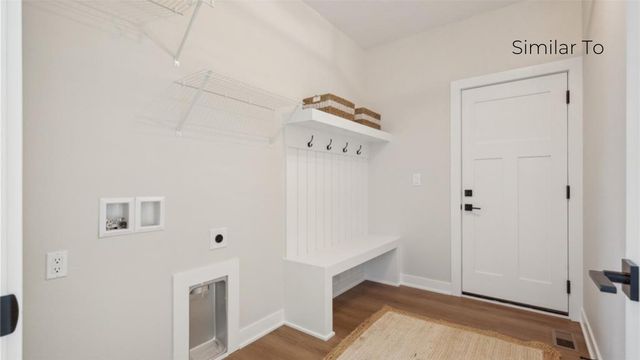 420 S Walnut Drive, Norwalk, IA 50211