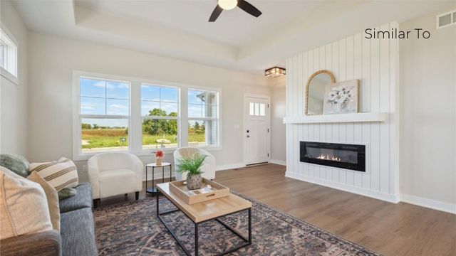 420 S Walnut Drive, Norwalk, IA 50211