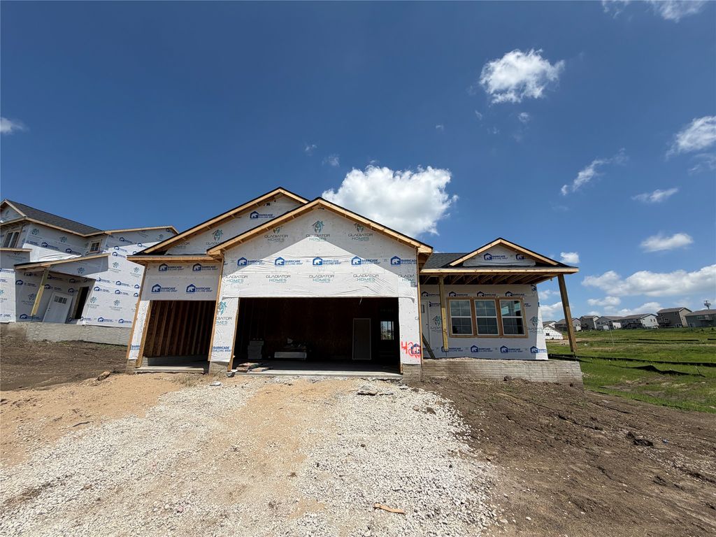 420 S Walnut Drive, Norwalk, IA 50211