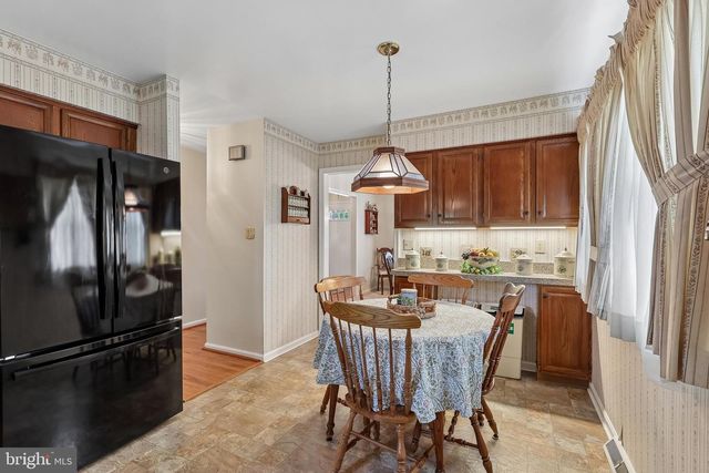 2607 GRAND, Holmes, PA 19043