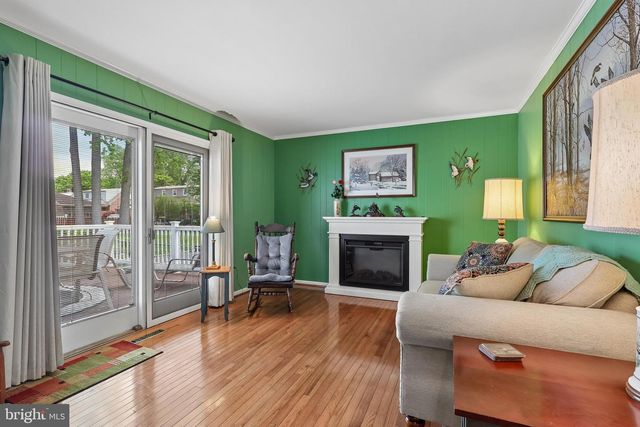 2607 GRAND, Holmes, PA 19043