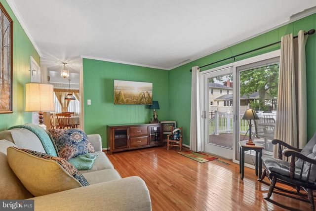 2607 GRAND, Holmes, PA 19043