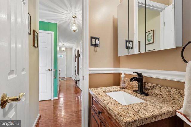 2607 GRAND, Holmes, PA 19043