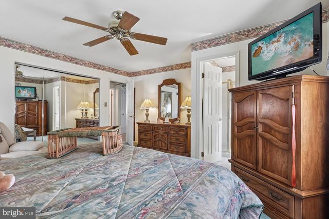 2607 GRAND, Holmes, PA 19043
