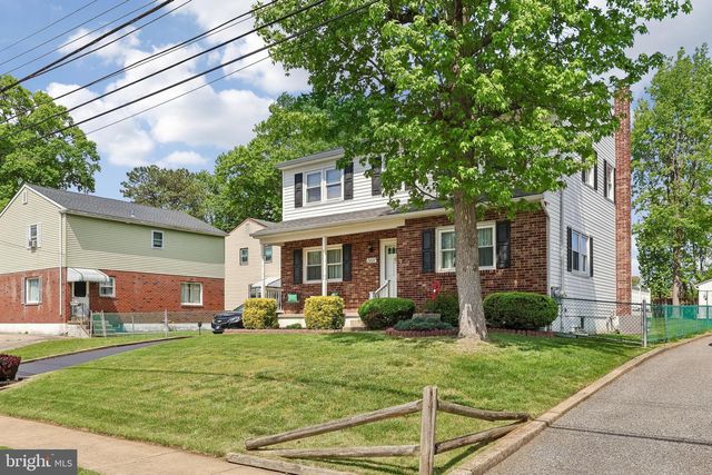 2607 GRAND, Holmes, PA 19043