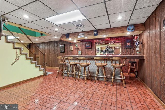 2607 GRAND, Holmes, PA 19043