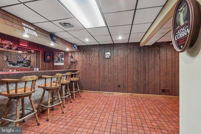 2607 GRAND, Holmes, PA 19043