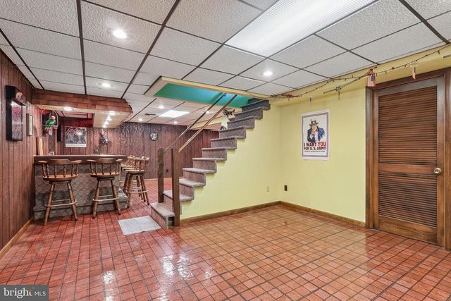 2607 GRAND, Holmes, PA 19043