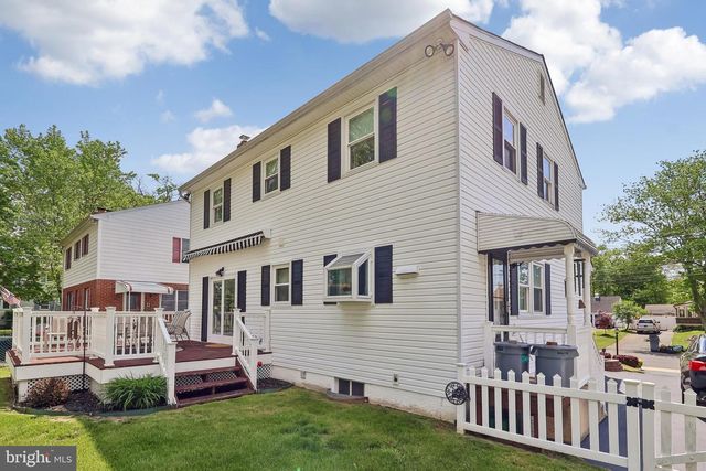 2607 GRAND, Holmes, PA 19043
