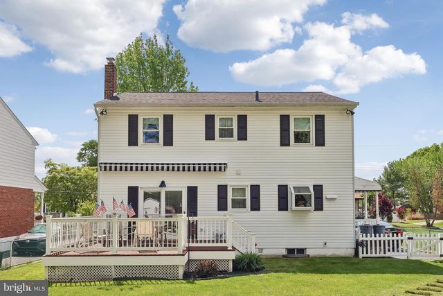 2607 GRAND, Holmes, PA 19043