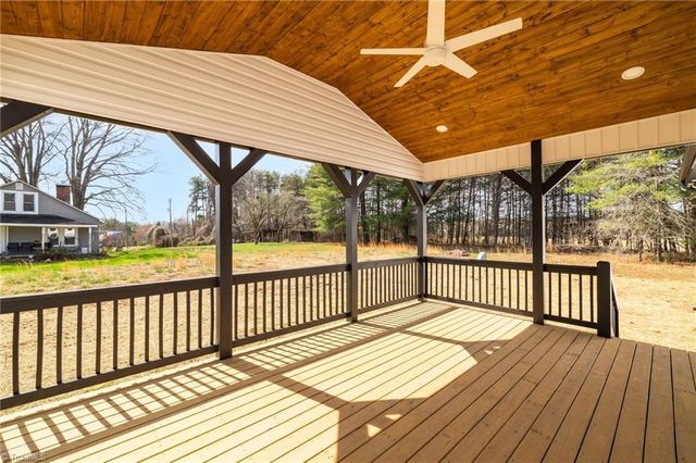 1448 River Road, Stoneville, NC 27048