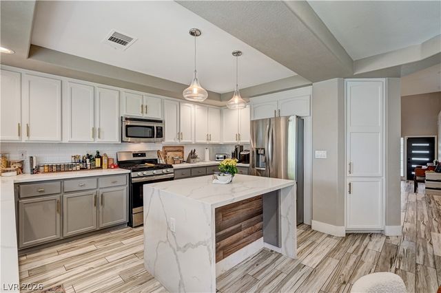 9748 Cathedral Stairs Court, Las Vegas, NV 89148