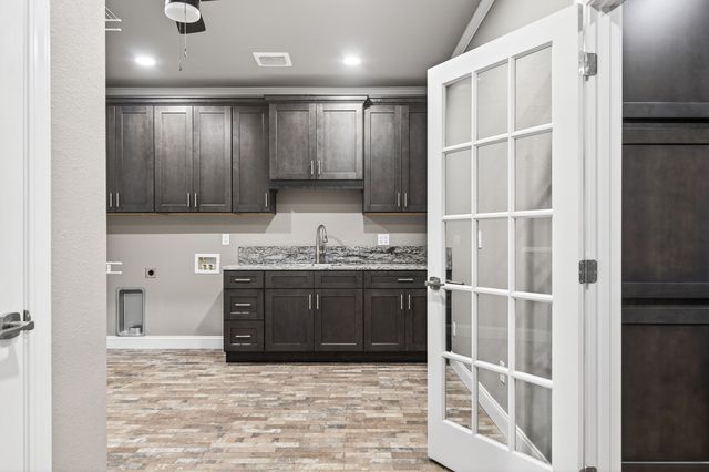 124 Virginia Ave, Livingston, TN 38570