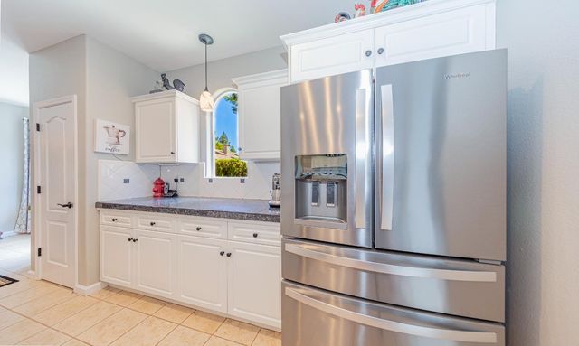 1283 Coventry Avenue, Clovis, CA 93611