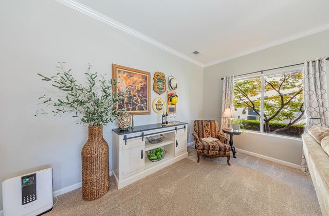 1283 Coventry Avenue, Clovis, CA 93611
