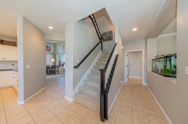 1283 Coventry Avenue, Clovis, CA 93611