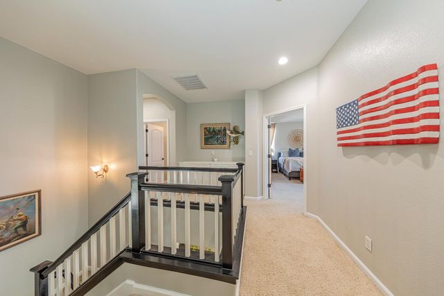 1283 Coventry Avenue, Clovis, CA 93611