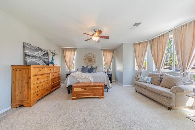 1283 Coventry Avenue, Clovis, CA 93611