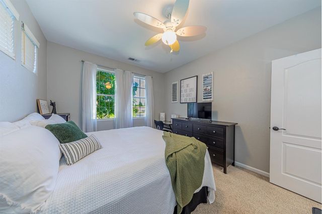 1283 Coventry Avenue, Clovis, CA 93611