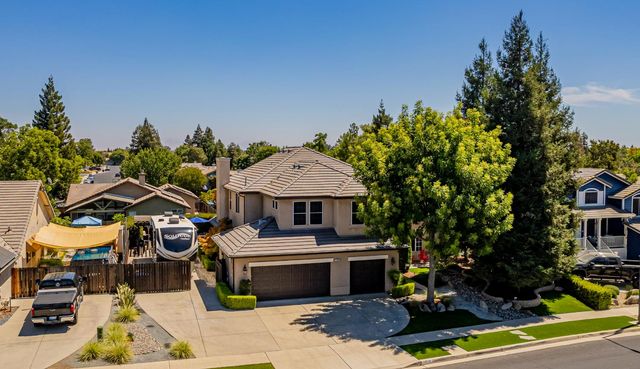 1283 Coventry Avenue, Clovis, CA 93611