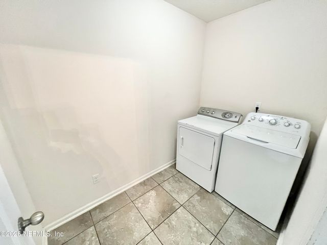 9312 ZEPHER LILY Lane, Jacksonville, FL 32219