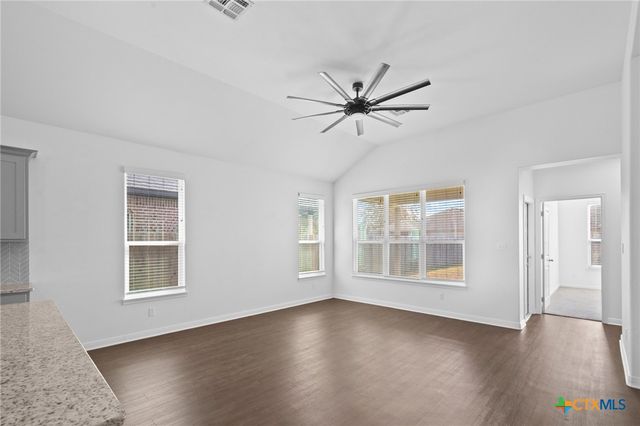 103 Dripping Spring, Victoria, TX 77904