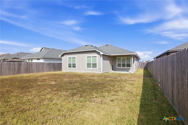 103 Dripping Spring, Victoria, TX 77904