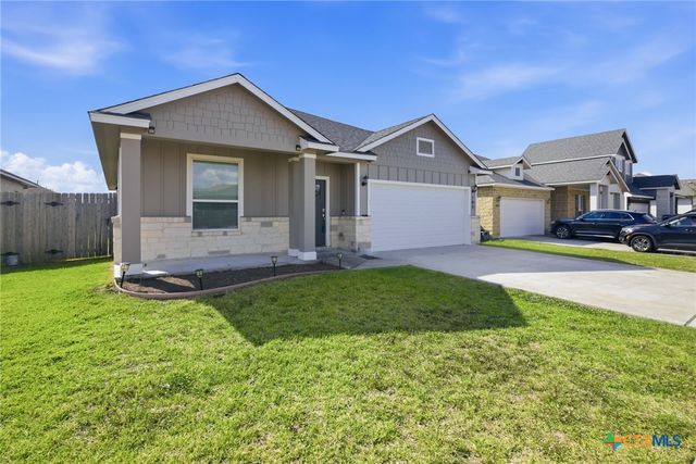 103 Dripping Spring, Victoria, TX 77904