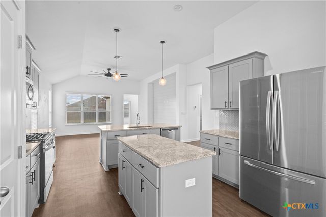 103 Dripping Spring, Victoria, TX 77904