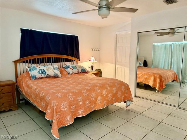 12213 De Moya DR, Fort Myers, FL 33905