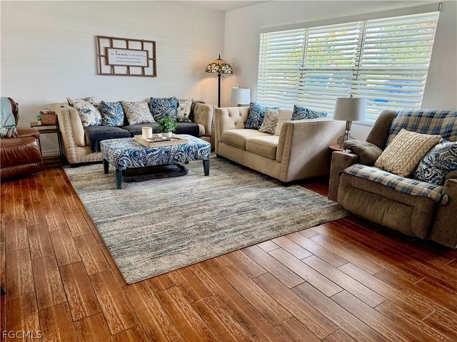 12213 De Moya DR, Fort Myers, FL 33905