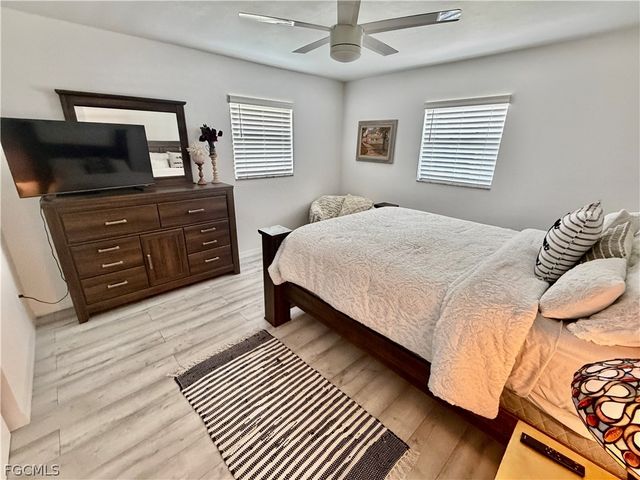 12213 De Moya DR, Fort Myers, FL 33905