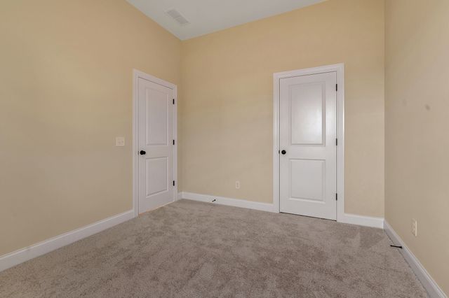 834 Drivers Cir, Columbia, TN 38401
