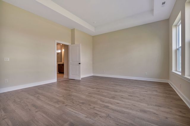 834 Drivers Cir, Columbia, TN 38401
