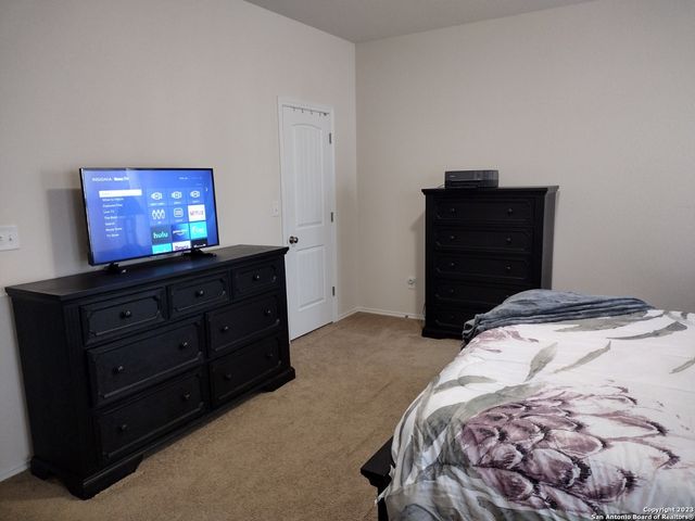 10827 AIRMEN DR, Converse, TX 78109