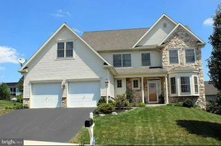317 COBBLERS CT, Lititz, PA 17543