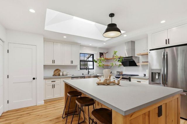 10350 Imperial Avenue, Cupertino, CA 95014