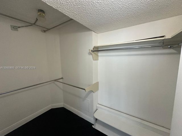 999 Brickell Bay Drive 1408, Miami, FL 33131