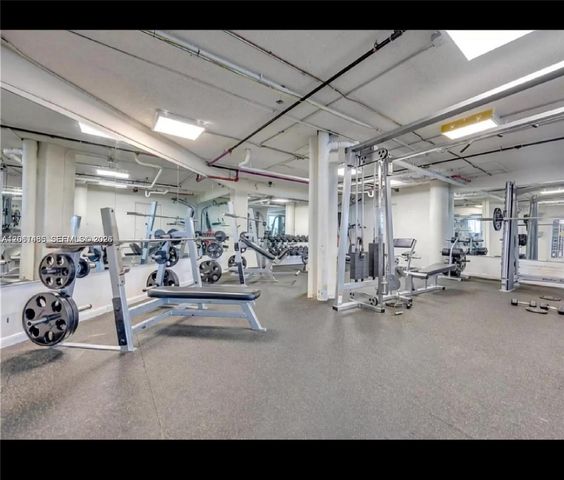 999 Brickell Bay Drive 1408, Miami, FL 33131