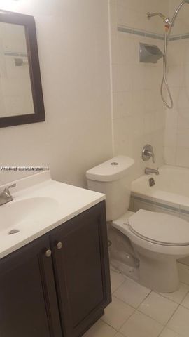 999 Brickell Bay Drive 1408, Miami, FL 33131