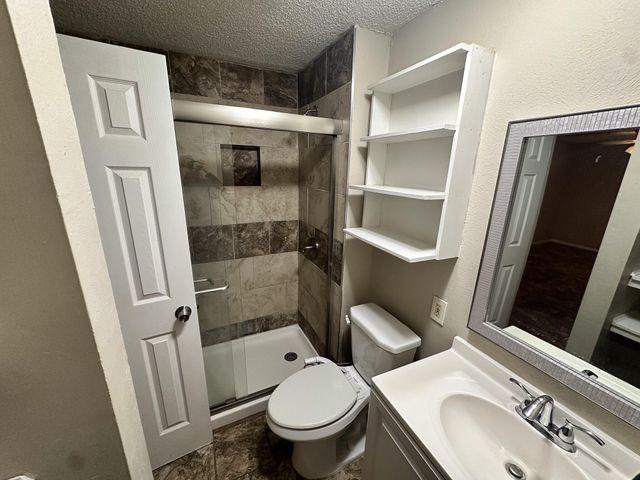 2101 48th Street, Lubbock, TX 79412