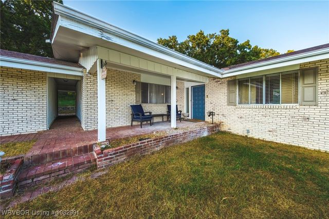 31 Osage Street, Sallisaw, OK 74955