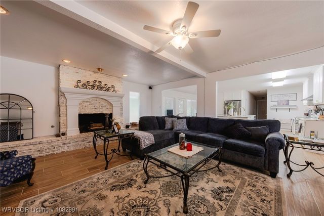 31 Osage Street, Sallisaw, OK 74955