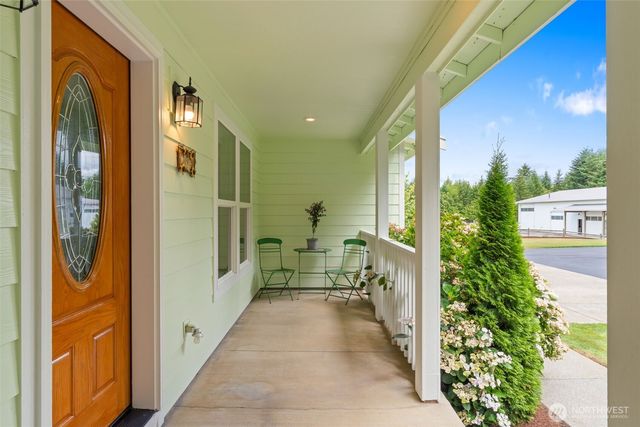 437 Ingalls Road, Rochester, WA 98579
