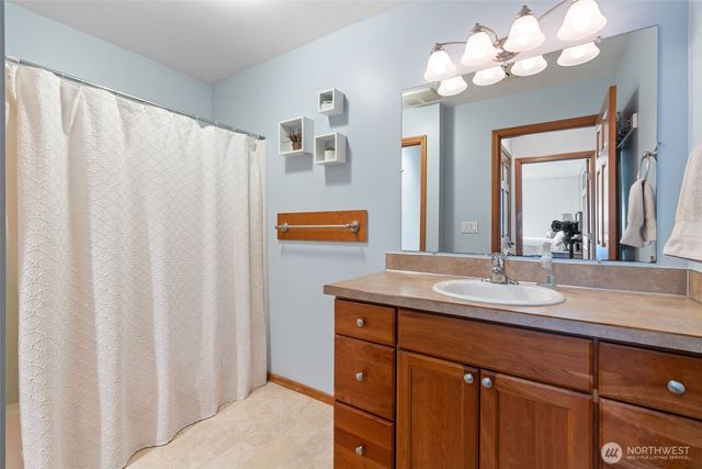 437 Ingalls Road, Rochester, WA 98579