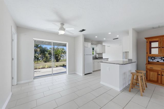 930 W KATHY COURT, Venice, FL 34293