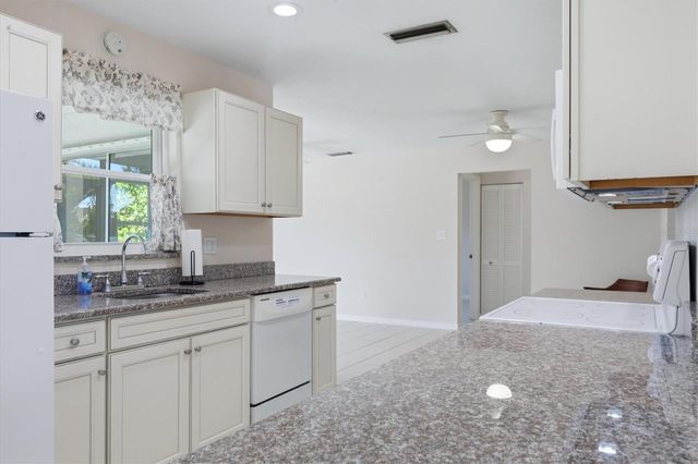 930 W KATHY COURT, Venice, FL 34293